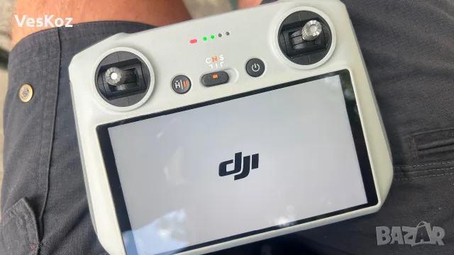 Дрон DJI Mini 3 Fly More Combo + Smart Controller, снимка 8 - Дронове и аксесоари - 55412888