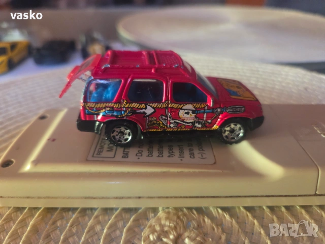 Мачбокс Китай 2000 Нисан, снимка 4 - Колекции - 54100208