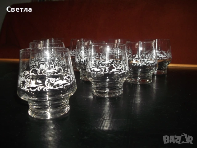 Чаши различни - 7 модела, брой-по 4; 6; 9 и 12бр. и цени по € 5; 8; 9 и 18, вместимост 250-350 мл.
