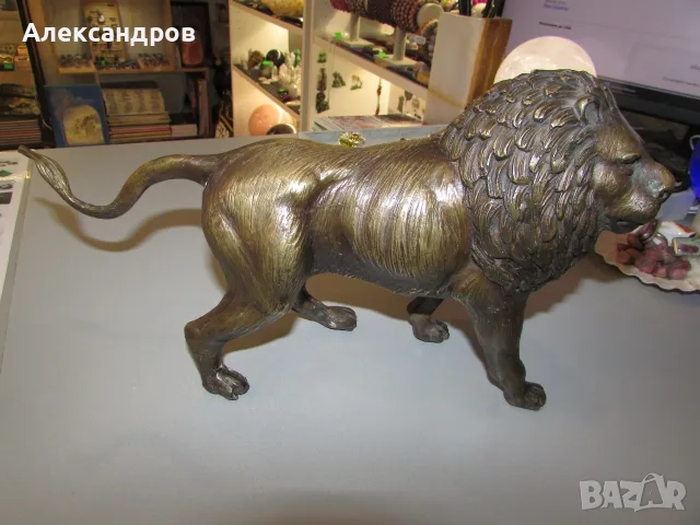 Бронзов авторски лъв 2.3кг 31х18см , снимка 2 - Други ценни предмети - 55627627