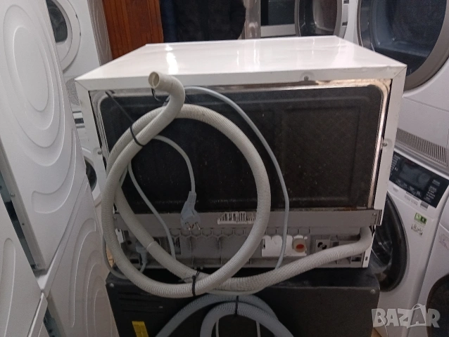 Малка съдомиялна тип кубче Сименс Siemens за 6 комплекта с 2 години гаранция!, снимка 2 - Съдомиялни - 53968313