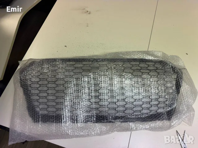 Нова RS Style предна решетка за Audi A4 / S4 / A5 / S5 B9 – черен гланц
