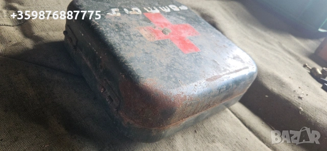 Военна аптечка метална соц Руска Руско руски джип газ 69 Уаз , снимка 3 - Части - 54497405