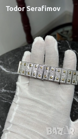 Мъжки часовник Cartier Santos Skeleton Iced Out Two-Tone, снимка 6 - Луксозни - 55266685