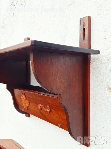 Стенна етажерка от масивно дърво , снимка 4 - Етажерки - 54025681