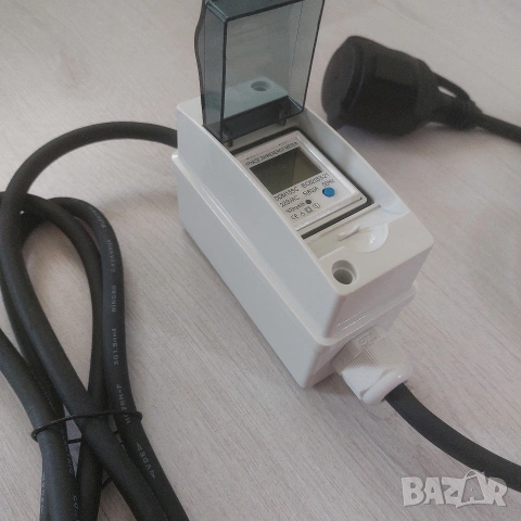 Пофесионален Мобилен Електромер IP67 – Преносим Ватметър 60A (за Кемпери, EV, Наеми), снимка 6 - Друга електроника - 54446650