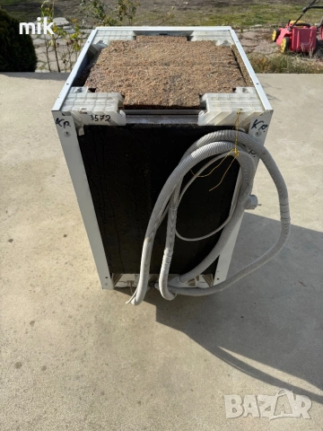 Съдомиялна Bosch 45 см, снимка 3 - Съдомиялни - 53976531