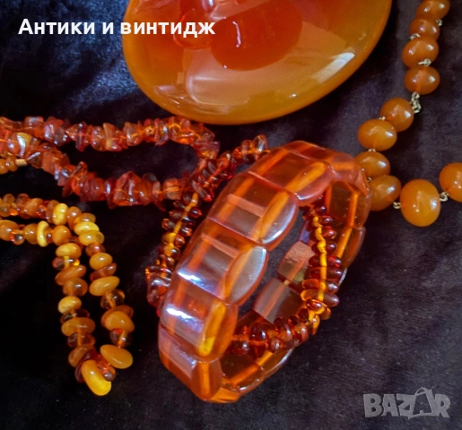 Ретро лот: кехлибарени бижута от СССР (гривна и колиета) / Естествен балтийски кехлибар