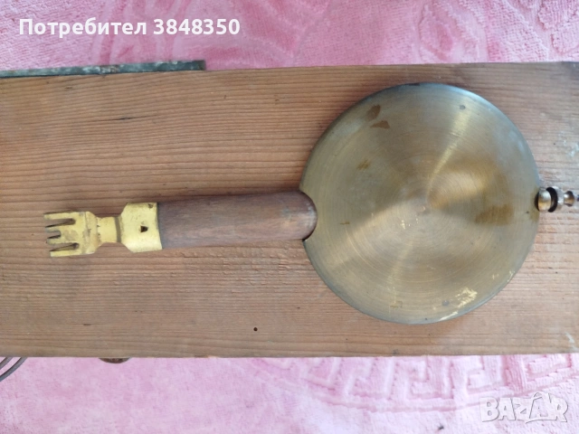 Стар стенен часовник, снимка 9 - Антикварни и старинни предмети - 55016285