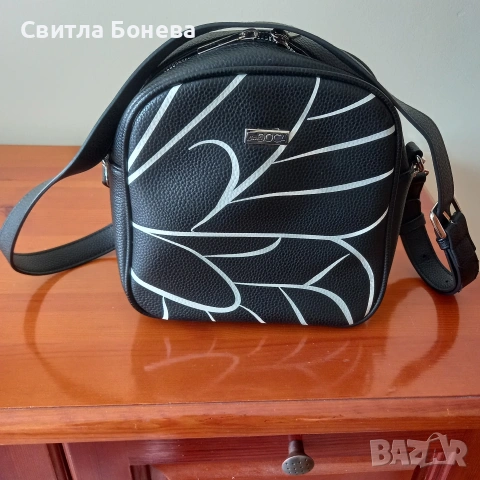ПРОДАВАМ НОВА ЧАНТА