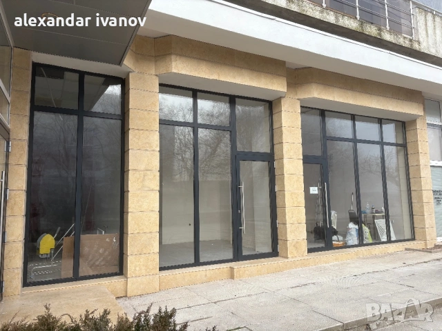  3 ТЪРГОВСКИ ПОМЕЩЕНИЯ В ИДЕАЛНИЯ ЦЕНТЪР НА КАВАРНА, снимка 9 - Магазини - 54531997