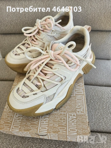 steve madden 39 размер , снимка 6 - Маратонки - 54425155