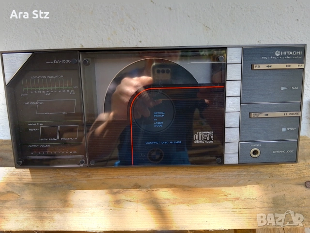 SD HITACHI DA-1000.