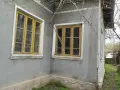 ЕКСКЛУЗИВНО! Продава се здрава тухлена къща с огромен двор (2700 кв.м) и действащ кладенец – с. Росе, снимка 1