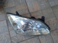 Десен фар за Тойота Корола Е12 хечбек фейслифт 2004-2007г, снимка 3