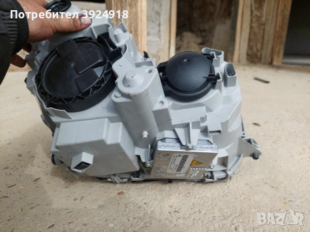 Фар за w203 Ксенон , снимка 3 - Части - 54059484