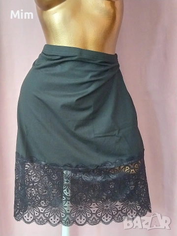 2XL Черна подплата/ пола / с дантела , снимка 5 - Поли - 54614398