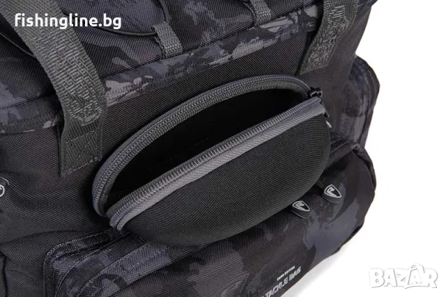 Fox Rage Camo Voyager Medium Tackle Bag – риболовна чанта с 6 кутии, снимка 6 - Екипировка - 55430329