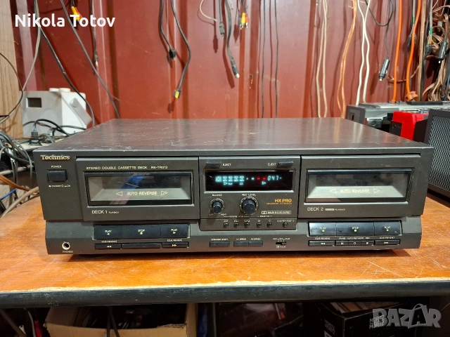 Продава се двукасетен дек Technics RS-TR313. 