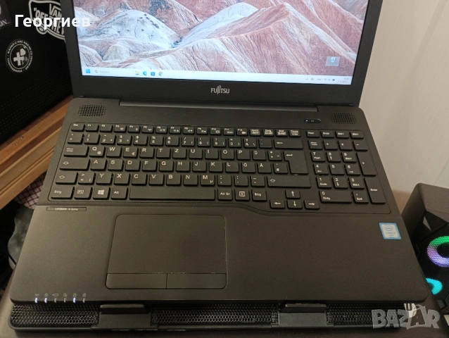 Лаптоп Fujitsu LiveBook A Series i5-6200U / 15,6", снимка 2 - Лаптопи за работа - 54241983