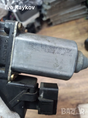 Машинка Стъкло, предно Ауди А3 8L - A4 B5 , 114188100, снимка 6 - Части - 54931100