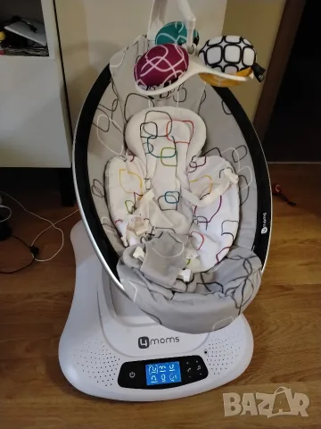 Продавам бебешка люлка 4moms mamaRoo, снимка 4 - Детски шезлонги - 55423843