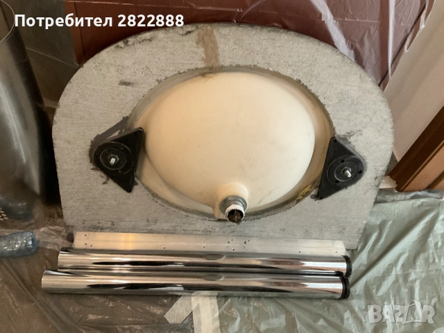 Параван за баня, огледало и мивка