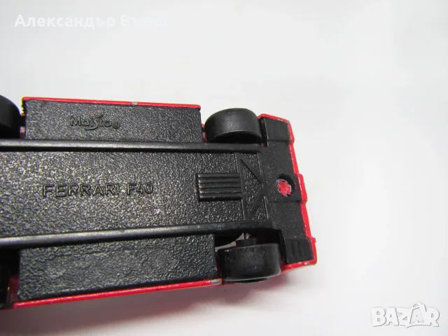 Колекционерска метална количка Maisto Ferrari F40, снимка 12 - Колекции - 55544476