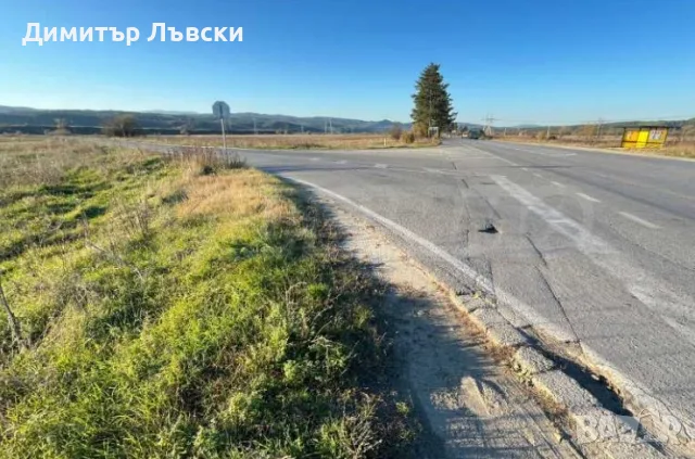 Уникален парцел за инвестиция, разположен на международен път I-82 София-Самоков-Боровец, снимка 3 - Парцели - 55482538