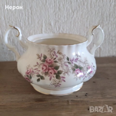 Порцеланова захарница, снимка 4 - Сервизи - 55191042