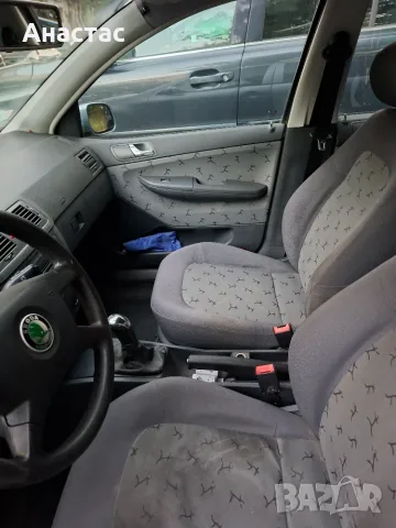 Продавам Skoda Fabia 2003г. в добро състояние, снимка 6 - Автомобили и джипове - 55527599