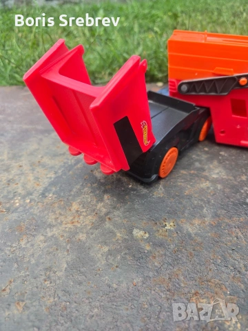 Комплект Hot Wheels: Мегатранспортьор за 50+ колички + Лот писти и лаунчери, снимка 8 - Коли, камиони, мотори, писти - 54990382