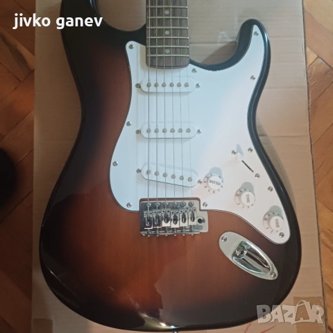 Sguier Affinity Strat by Fender , снимка 4 - Китари - 54381749