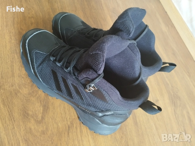 Продавам туристически обувки Adidas Terrex Rain Rdy, снимка 9 - Мъжки боти - 54199847