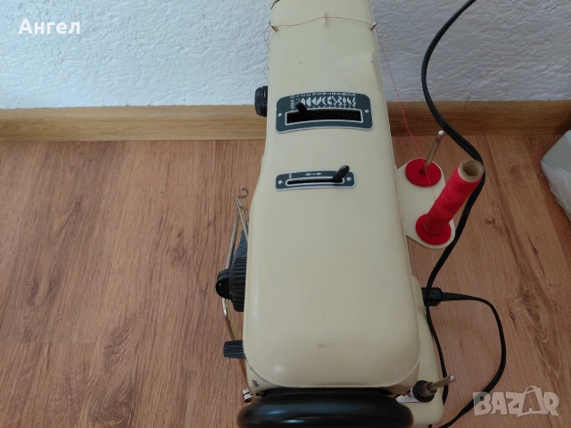Шевна машина BERNINA 530 record , снимка 11 - Шевни машини - 36919873