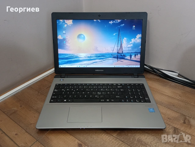 Лаптоп Medion Akoya E6429 / 15,6"