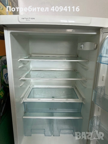 Хладилник Electrolux, снимка 2 - Хладилници - 54390323