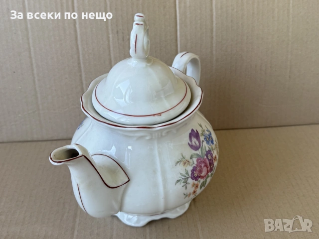 Български порцеланов чайник, снимка 11 - Сервизи - 55290615