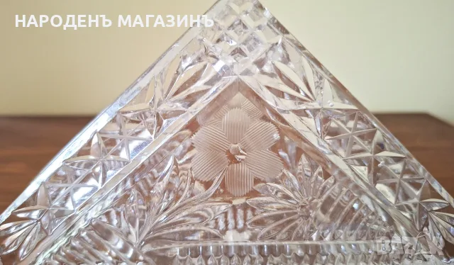 БОХЕМИЯ - ЧЕХОСЛОВАКИЯ - Салфетник на две крачета салфетки сервиз кухня маса, снимка 10 - Други ценни предмети - 55666300