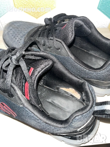 Втора употреба мъжки маратонки Sketchers Оригинални 40 номер, снимка 6 - Маратонки - 54583720