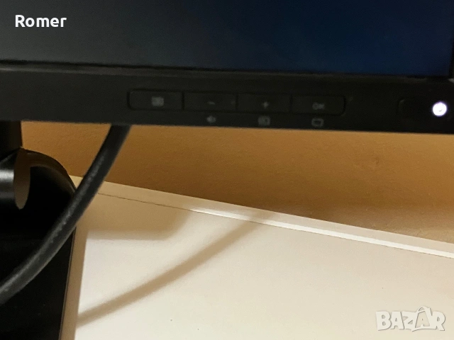 Монитор HP EliteDisplay E221c с вградени високоговорители, микрофон, камера, снимка 5 - Монитори - 55289956