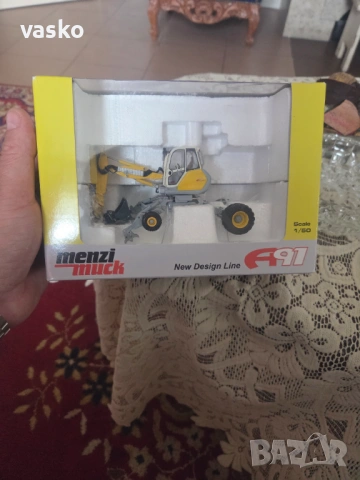Menzi muck 1:50 нов