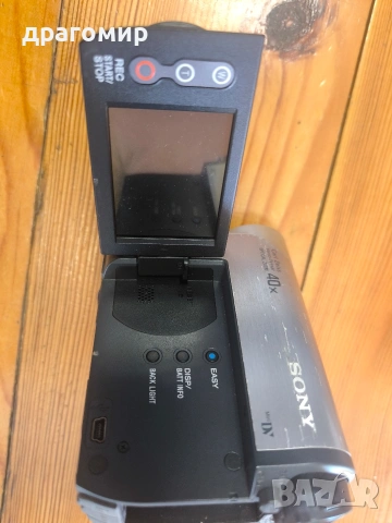 SONY HANDYCAM DCR-HC37 Mini DV camera , снимка 5 - Камери - 54615645