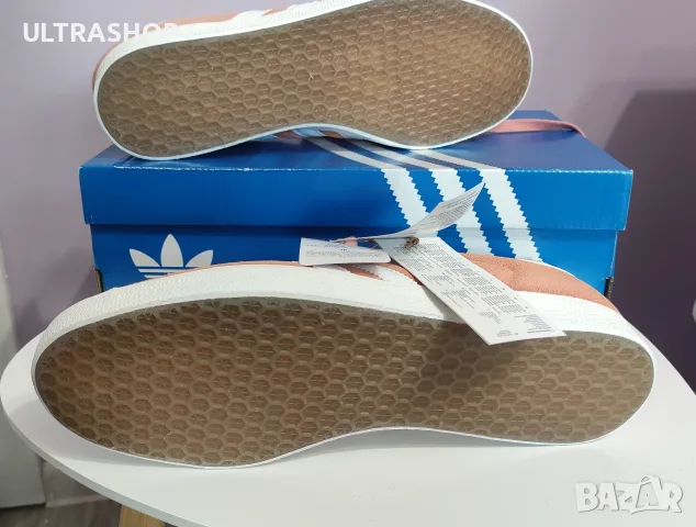 Нови Adidas ORIGINALS Gazelle 43 1/3, снимка 11 - Маратонки - 55344087
