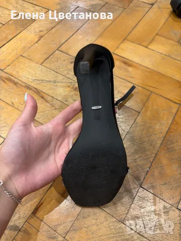 Токчета DeeZee., снимка 3 - Дамски обувки на ток - 55604019