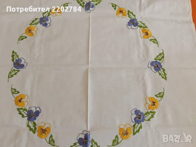 Битови, бродирани карета за маса , снимка 5 - Покривки за маси - 55657364
