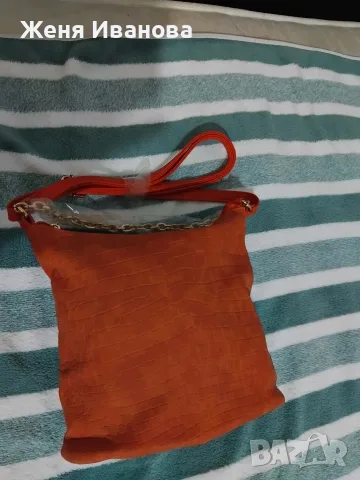 👜 Елегантна дамска чанта AVON – НОВА – свеж червен цвят, снимка 2 - Чанти - 55608802