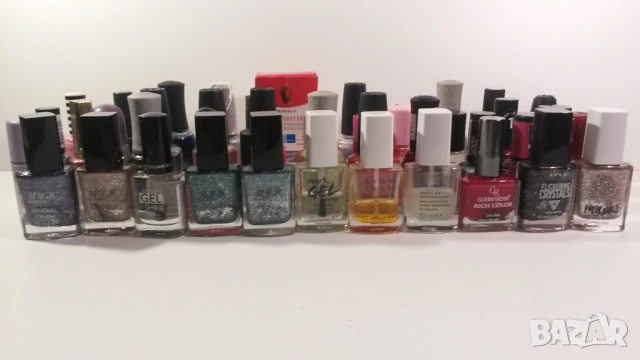 Лот 93 различни лакове за нокти - използвани малко или много, снимка 9 - Други - 54193551
