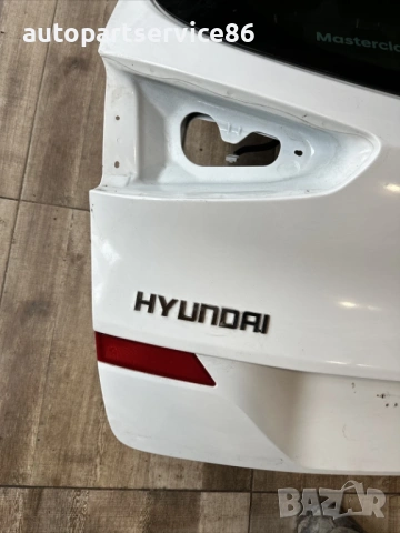 Капак на багажника заден, бял за Hyundai Tucson 1.6 CRDi Hybrid (2020), снимка 2 - Части - 54374113