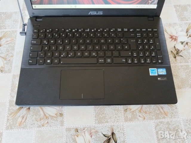 Лаптоп Asus R512C, снимка 5 - Лаптопи за дома - 54833764
